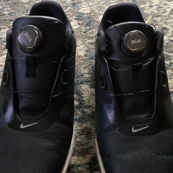 Black Nike Boa Golf Shoes - Picture 7 of 8